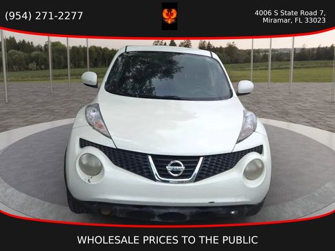Used 2012 Nissan Juke SL AWD/4WD image 2