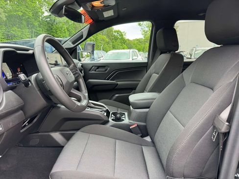 Used 2026 Chevrolet Colorado Trail Boss AWD/4WD image 15