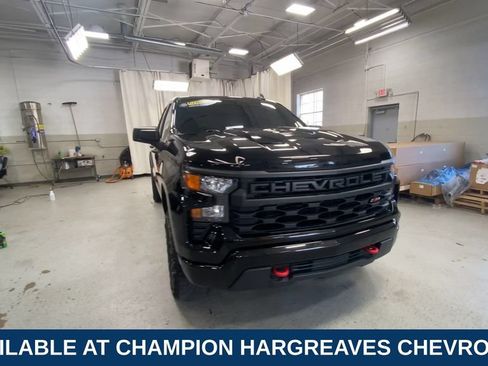 Used 2024 Chevrolet Silverado 1500 Custom Trail Boss AWD/4WD image 3