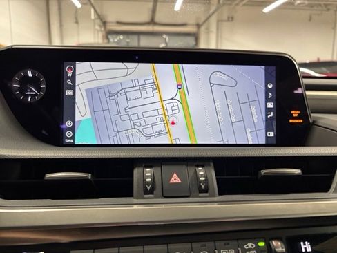 Used 2021 Lexus ES 350 F Sport image 18