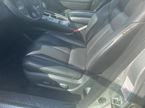 Used 2023 Nissan Murano SV image 9