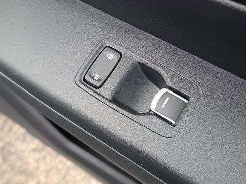 Used 2023 Honda CR-V EX-L image 23