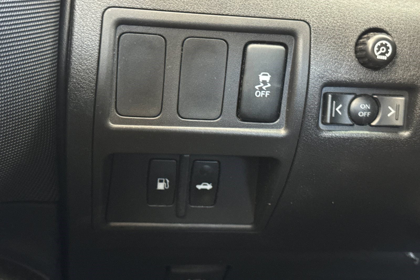 Used 2013 Lexus IS 250 w/ Premium Pkg Value Edition RWD image 36