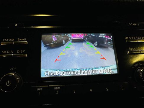 Used 2015 Nissan Rogue SV AWD/4WD image 21