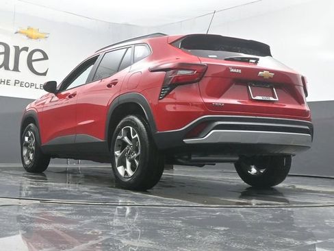 New 2026 Chevrolet Trax LT w/ LT Convenience Package image 5