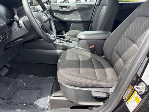 Used 2025 Ford Escape Active FWD image 10