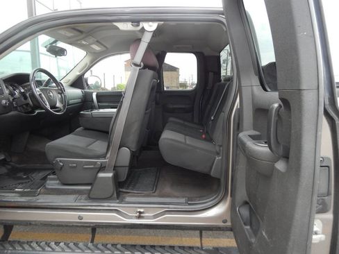 Used 2013 GMC Sierra 1500 SLE w/ Power Tech Package image 28