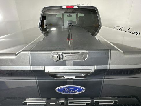 Used 2018 Ford F150 Lariat w/ Equipment Group 502A Luxury AWD/4WD image 26
