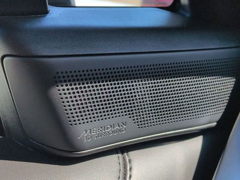 New 2026 Land Rover Range Rover Long Wheelbase SE image 33