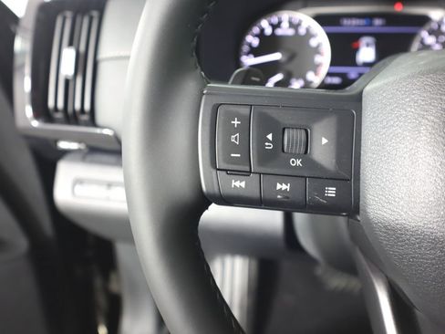 New 2026 Nissan Pathfinder SV AWD/4WD image 17