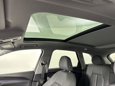 Used 2025 Audi Q5 Premium Plus w/ Premium Plus image 18