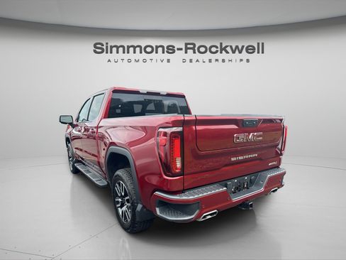 Used 2023 GMC Sierra 1500 AT4 w/ AT4 Preferred Package AWD/4WD image 3