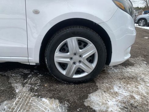 Used 2017 Mercedes-Benz Metris image 25