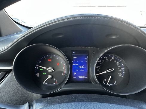 Used 2018 Toyota C-HR XLE image 17