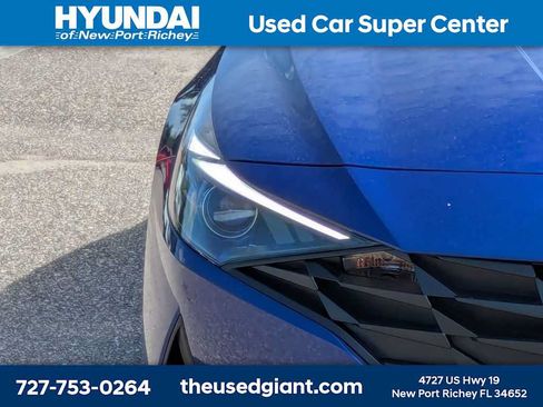 Certified 2023 Hyundai Elantra SEL FWD image 9