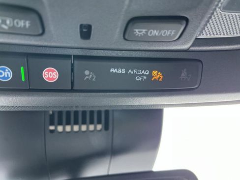 Used 2023 GMC Sierra 1500 AT4 image 15