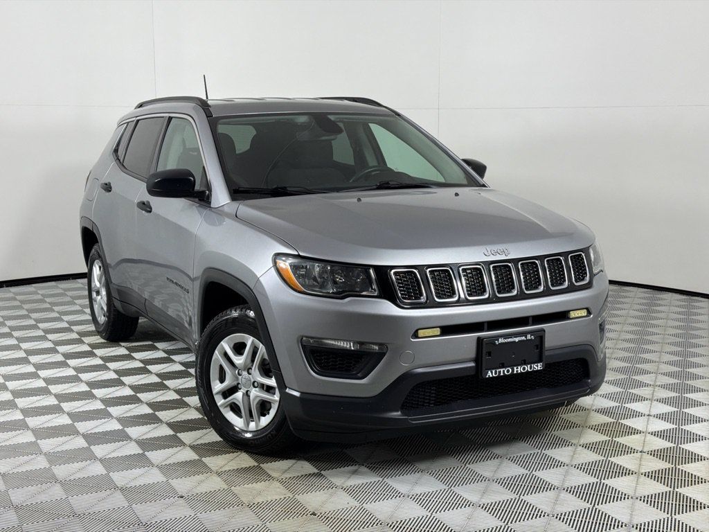 Used 2019 Jeep Compass Sport FWD image 2