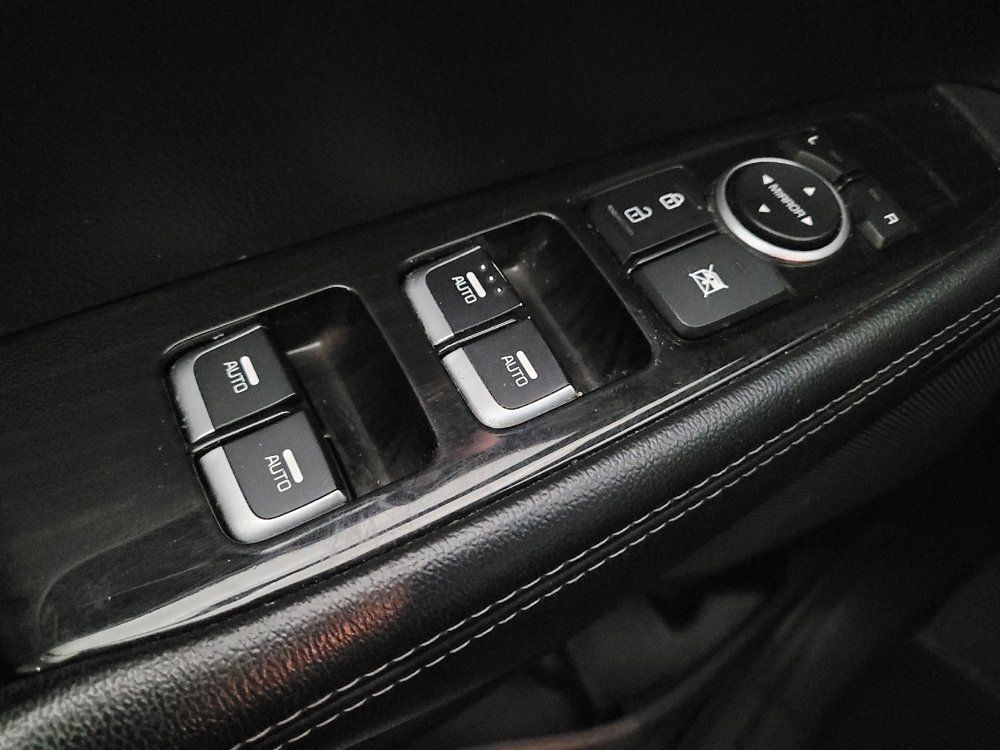 Used 2020 Kia Sorento FWD V6 image 27