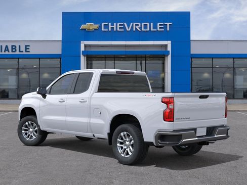 New 2026 Chevrolet Silverado 1500 LT image 3