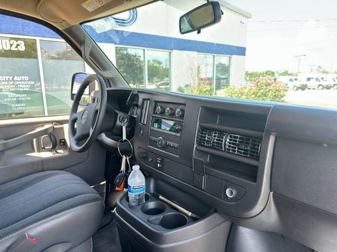Used 2025 GMC Savana 2500 w/ Driver Convenience Package RWD image 12