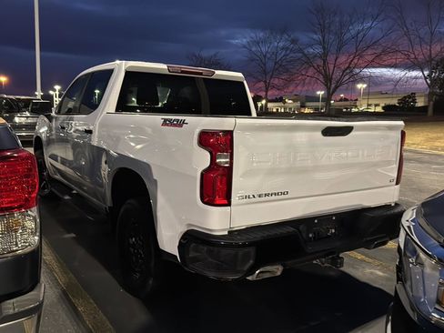 Used 2023 Chevrolet Silverado 1500 LT Trail Boss w/ Protection Package image 8