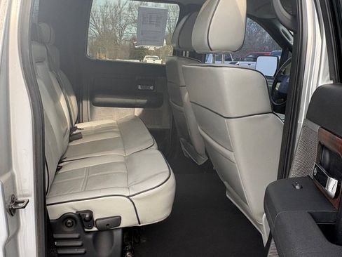 Used 2006 Lincoln Mark LT image 12