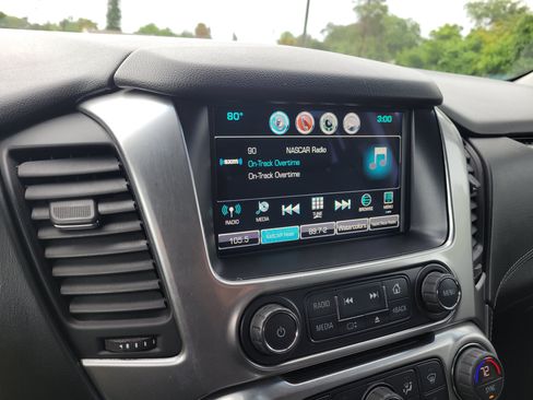 Certified 2017 Chevrolet Tahoe LS RWD image 17