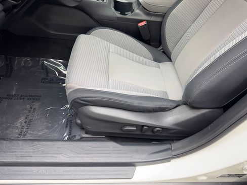 Used 2025 Subaru Outback Premium image 26