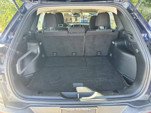 Used 2015 Jeep Cherokee Sport FWD image 7