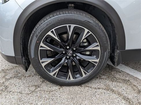 Certified 2024 MAZDA CX-90 Plug-In Hybrid w/ Premium Plus image 9