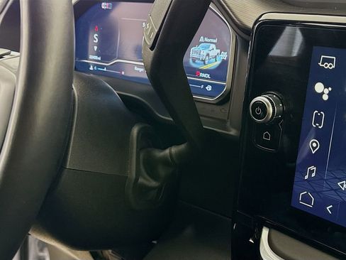 Used 2024 GMC Sierra 2500 Denali Ultimate image 19