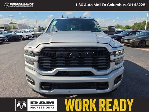 New 2026 RAM 2500 Big Horn AWD/4WD image 2