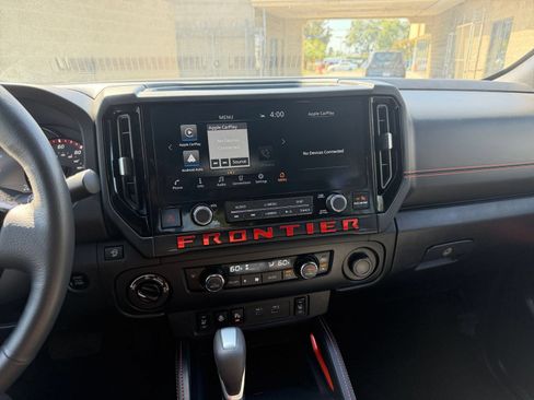 Used 2026 Nissan Frontier PRO-4X AWD/4WD image 16