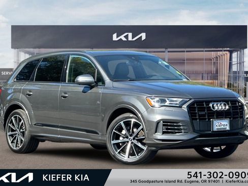 Used 2021 Audi Q7 3.0T Premium Plus w/ Premium Plus Package AWD/4WD image 1