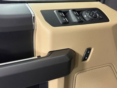 Used 2018 Ford F150 XLT w/ Equipment Group 302A Luxury RWD image 15