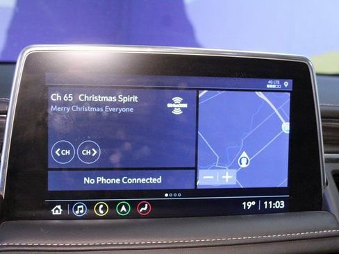 Used 2021 GMC Yukon SLT w/ Rear Media and Nav Package image 28