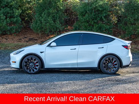 Used 2021 Tesla Model Y Performance image 4