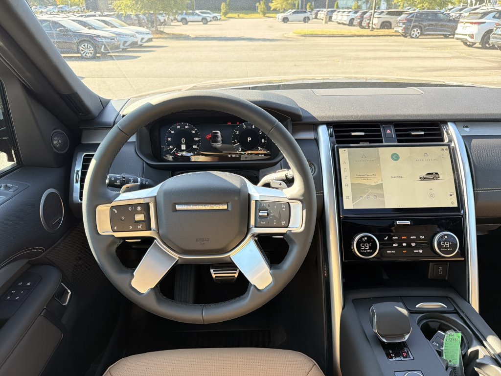 New 2026 Land Rover Discovery Limited Edition AWD/4WD image 4