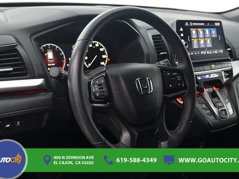 Used 2025 Honda Odyssey Sport-L image 44