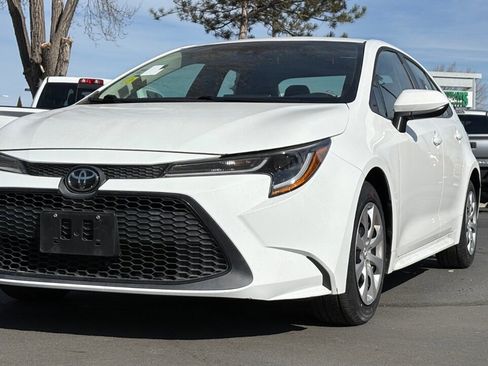 Used 2021 Toyota Corolla LE image 8