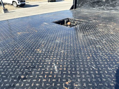 Used 2023 GMC Sierra 2500 Pro w/ Convenience Package image 26