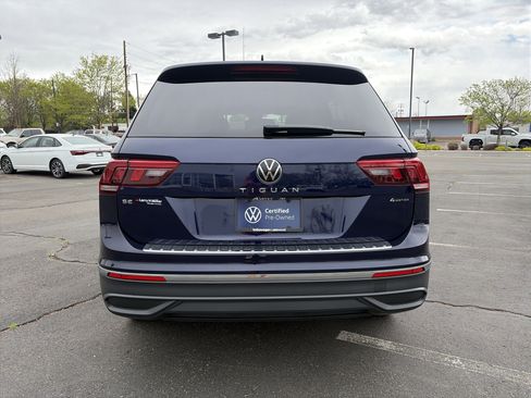Used 2023 Volkswagen Tiguan SE image 6