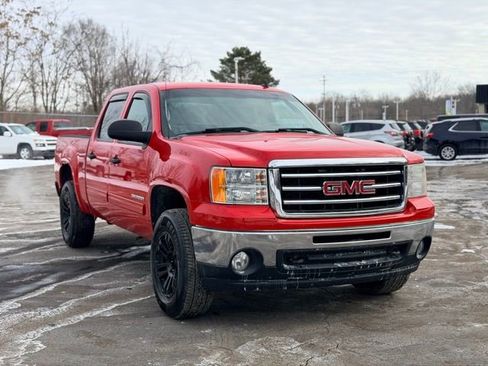 Used 2013 GMC Sierra 1500 SLE w/ Power Tech Package image 2