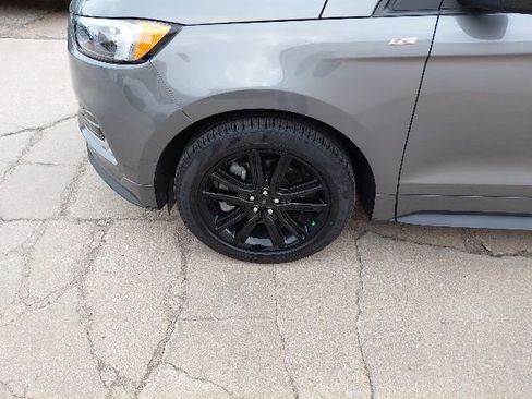 Used 2024 Ford Edge ST-Line AWD/4WD image 35