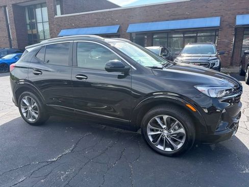 Used 2023 Buick Encore GX Select w/ Sport Touring Package AWD/4WD image 1