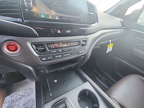 Used 2025 Honda Ridgeline RTL image 22