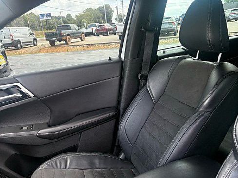 Used 2023 Mitsubishi Outlander SE AWD/4WD image 5