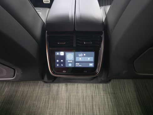Used 2022 Rivian R1S Launch Edition AWD/4WD image 30