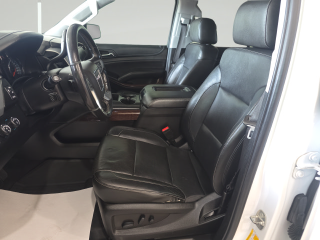 Used 2019 GMC Yukon XL SLT w/ Premium Edition AWD/4WD image 12