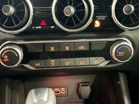 Used 2023 Nissan Sentra SV FWD image 15